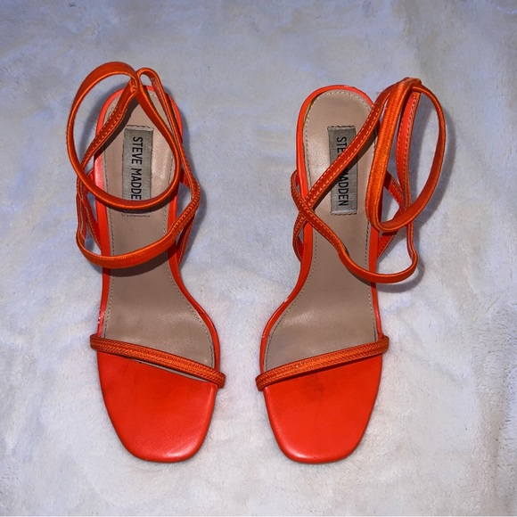 STEVE MADDEN ORANGE STRAPPY HEELS - Picture 3 of 5